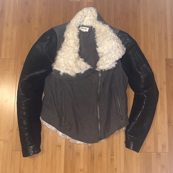 Helmut Lang Jackets & Blazers - Helmut Lang cropped jacket